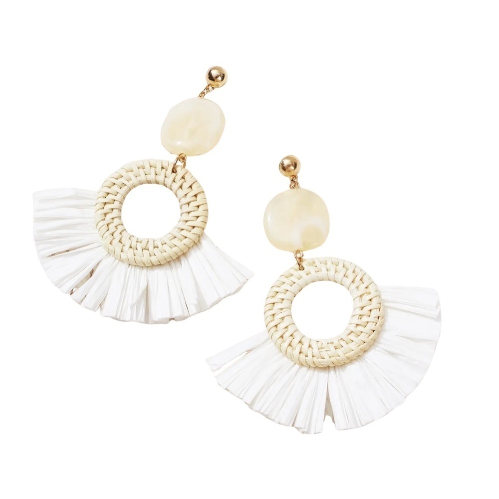 Boho Rattan Circle Fan Earrings – Lightweight Raffia Fringe Statement Earrings